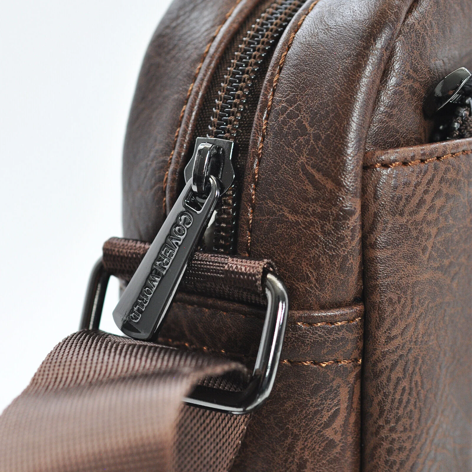 Borsello griffato capiente multi tasche uomo signore pelle tracolla marrone - immagine 6