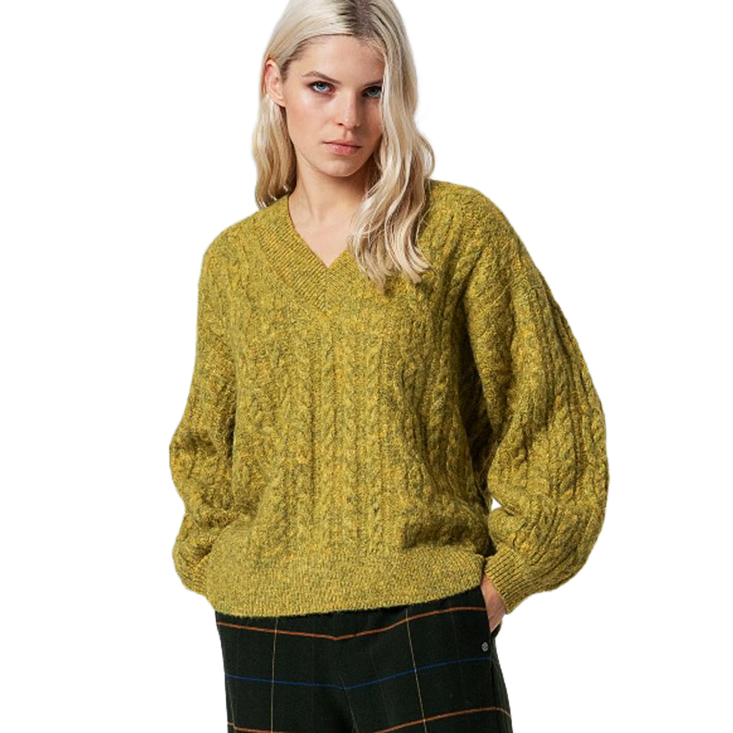 SURKANA - Maglione oversize a trecce - immagine 2